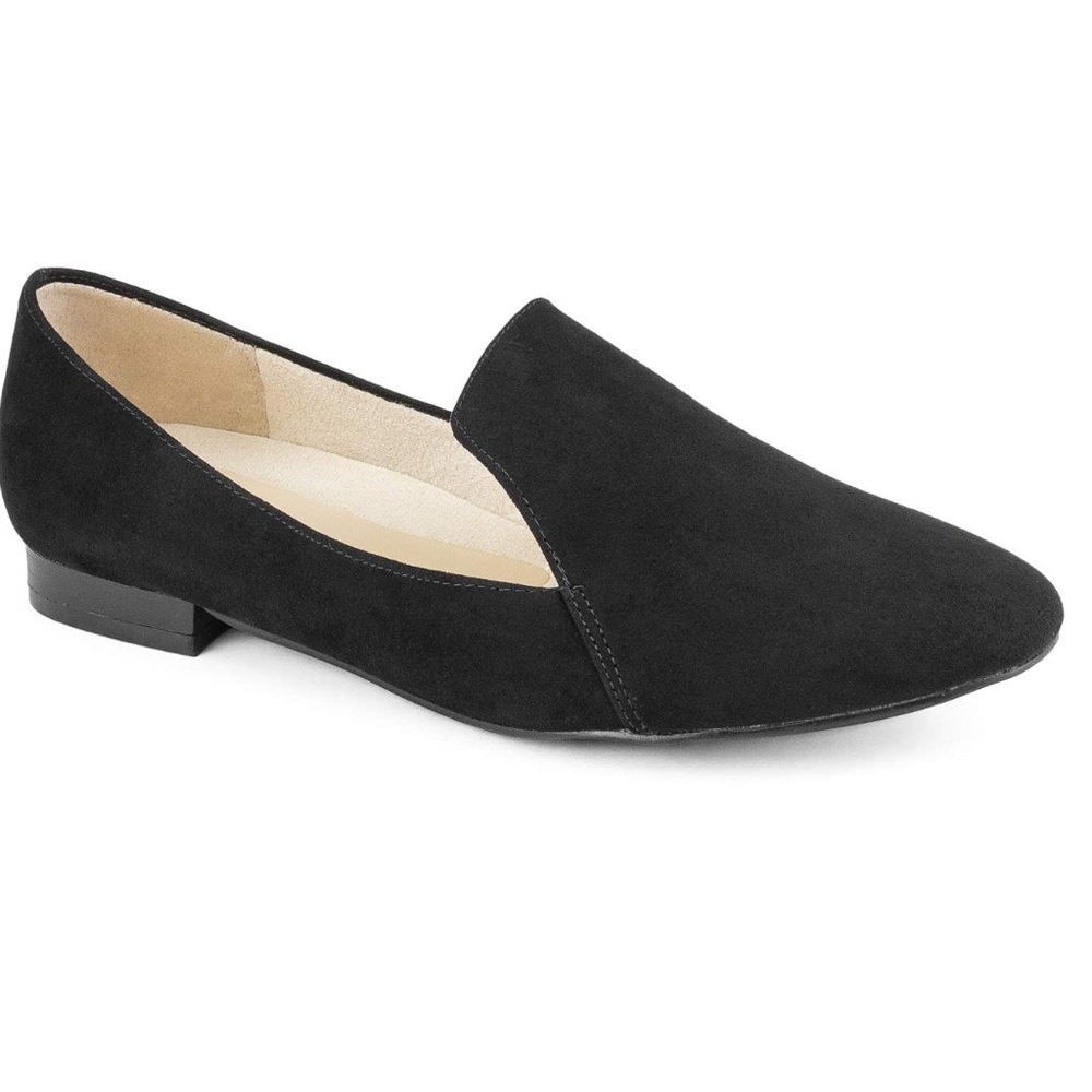 ROOM OF FASHION 
Women’s True Wide Width Comfortable Loafer